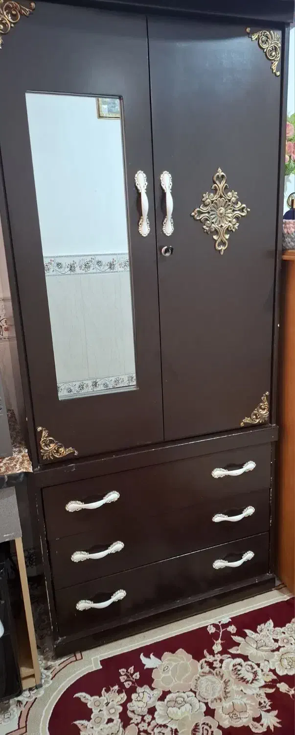 کمد|جاکفشی، کمد، دراور|بروجرد, |دیوار