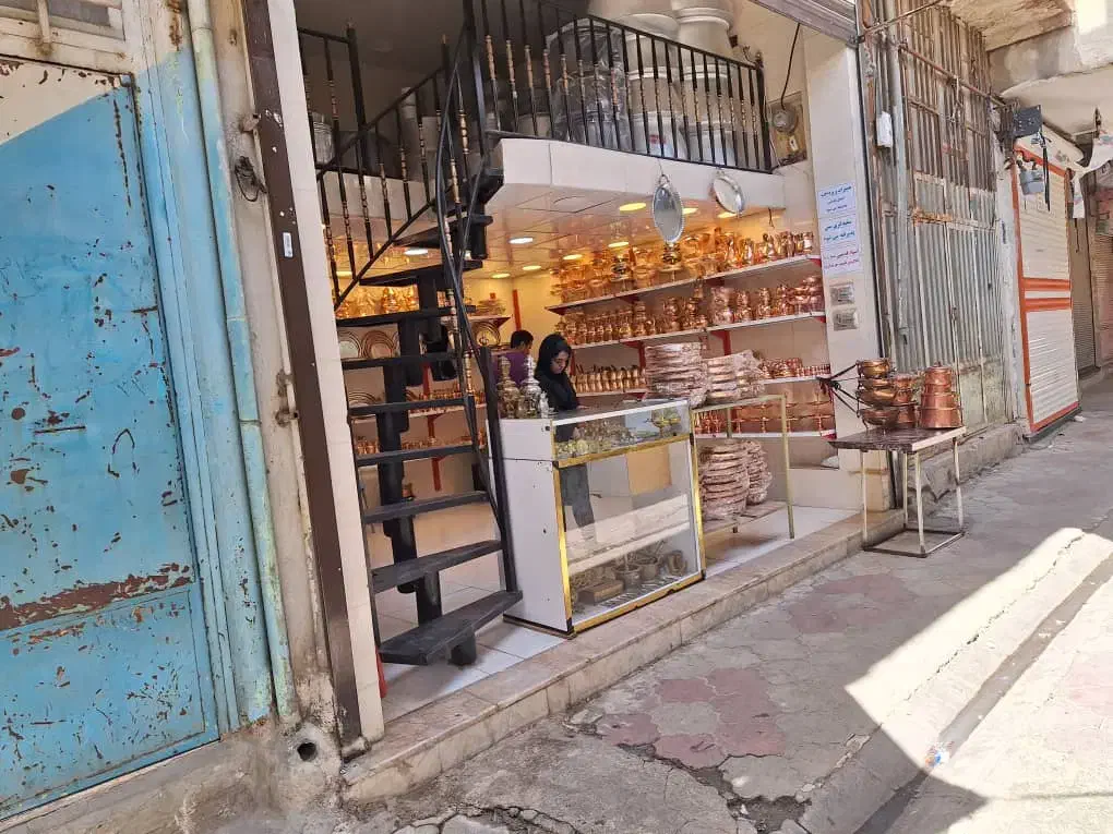 مغازه تجاری ۹۲ متری بازار مسگرها بروجرد|فروش مغازه و غرفه|بروجرد, |دیوار