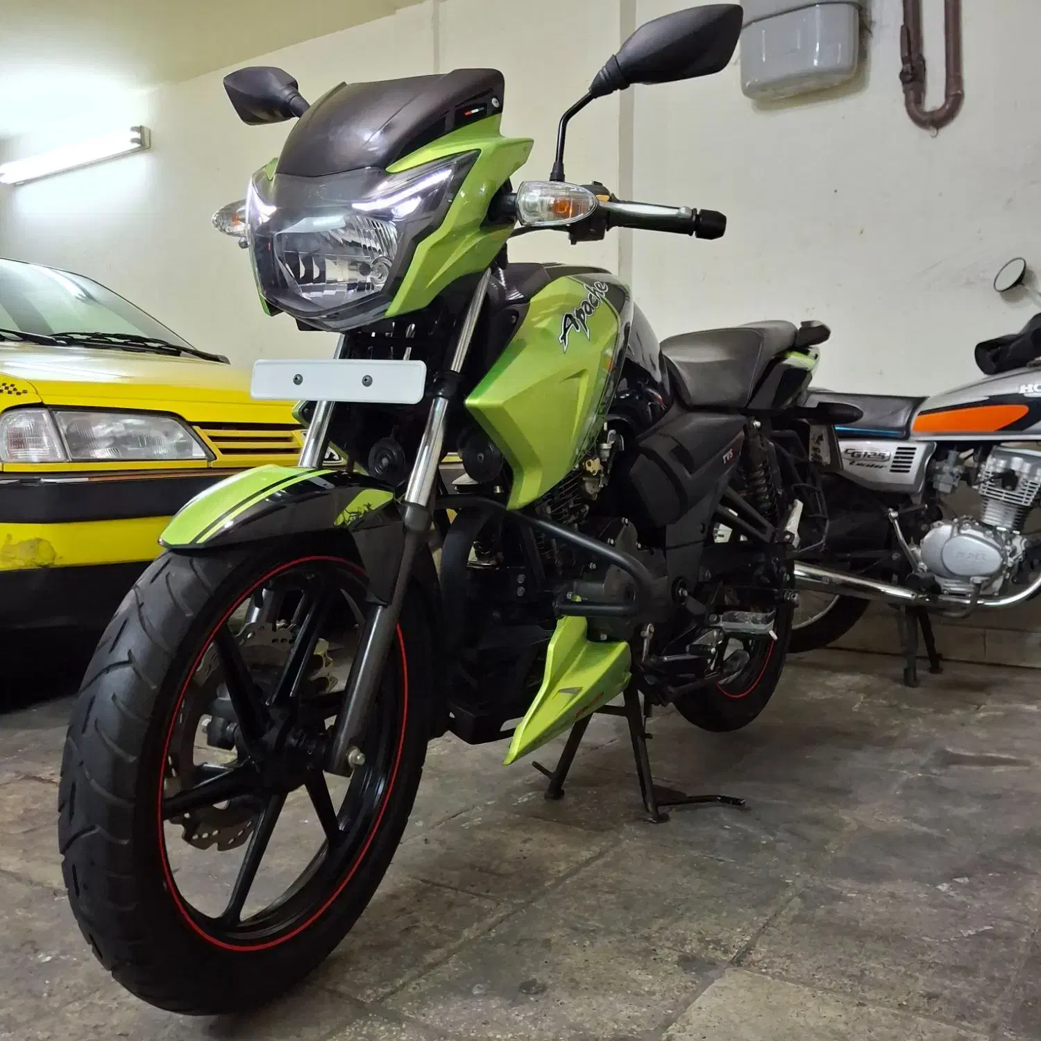 آپاچی ۱۵۰ درحد نو مدل ۱۳۹۵|موتورسیکلت|تهران, جوادیه|دیوار