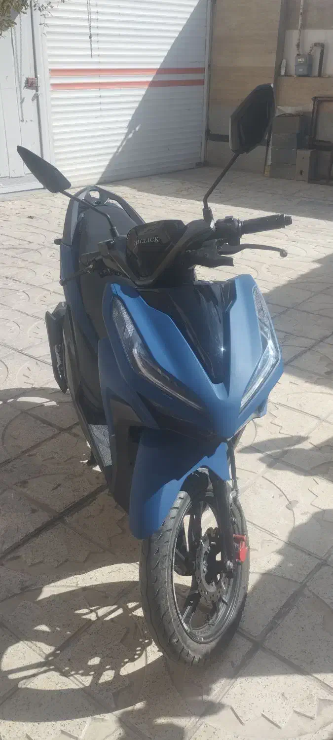 موتور کلیک|موتورسیکلت|صدرا-فارس, فاز ۱|دیوار