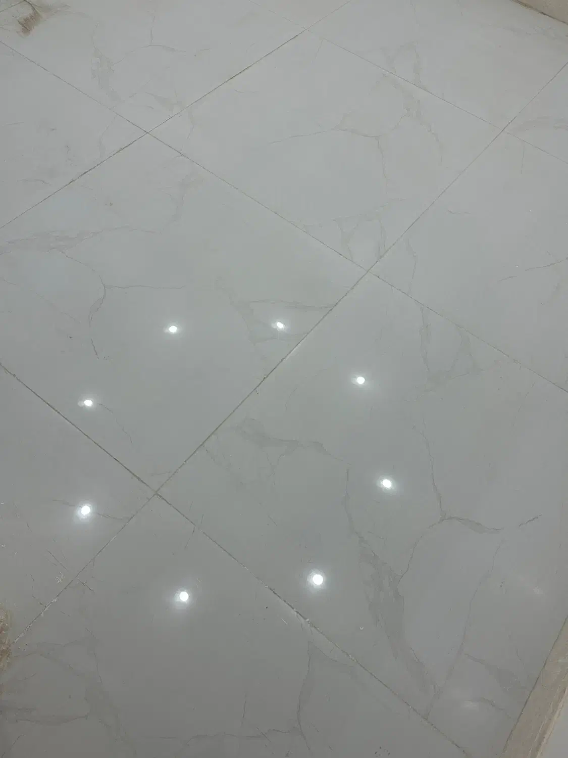 فروش سرامیک یک در یک نانوپولیش|مصالح و تجهیزات ساختمان|لامرد, |دیوار