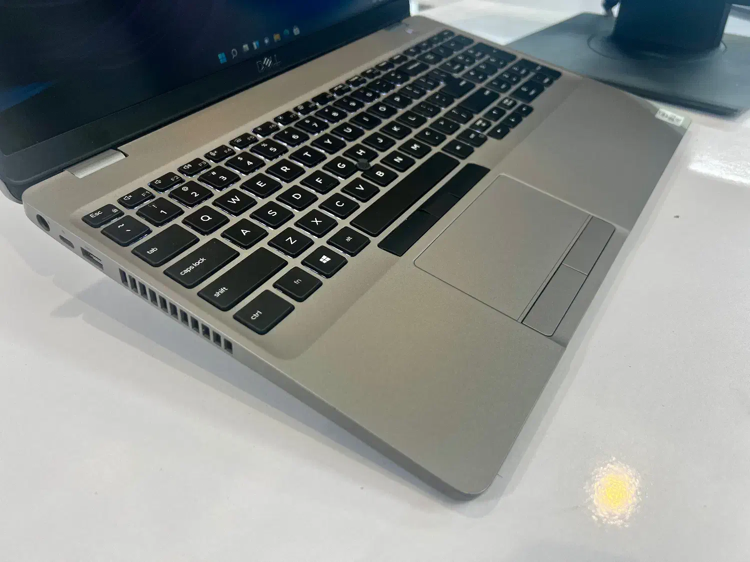 لپتاپ لمسی 15/6 اینچ DELL نسل 10/ در حد آک|رایانه همراه|مشهد, احمدآباد|دیوار