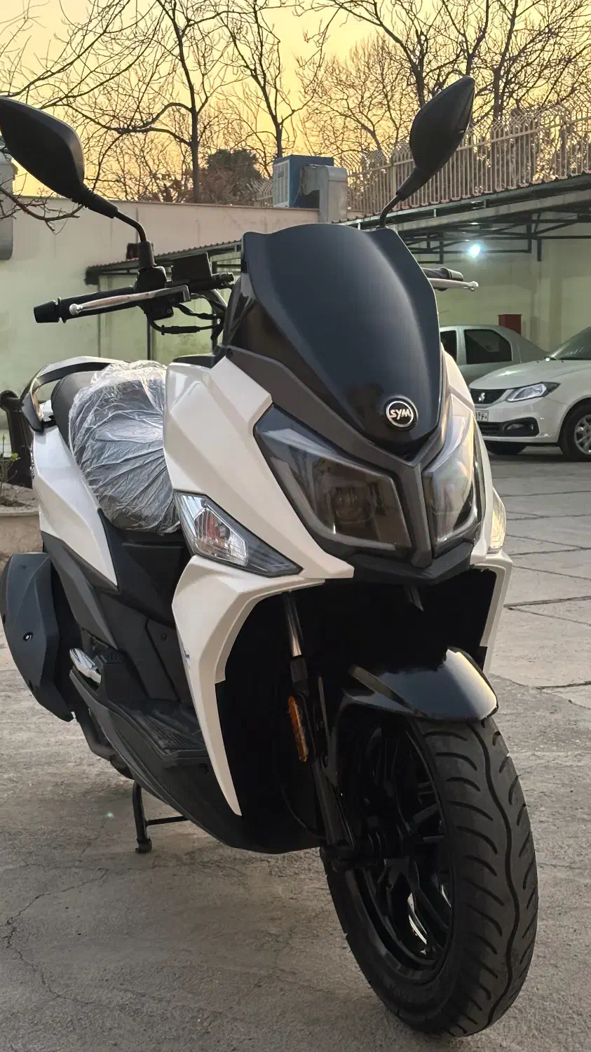 J200کم کار|موتورسیکلت|تهران, پرستار|دیوار