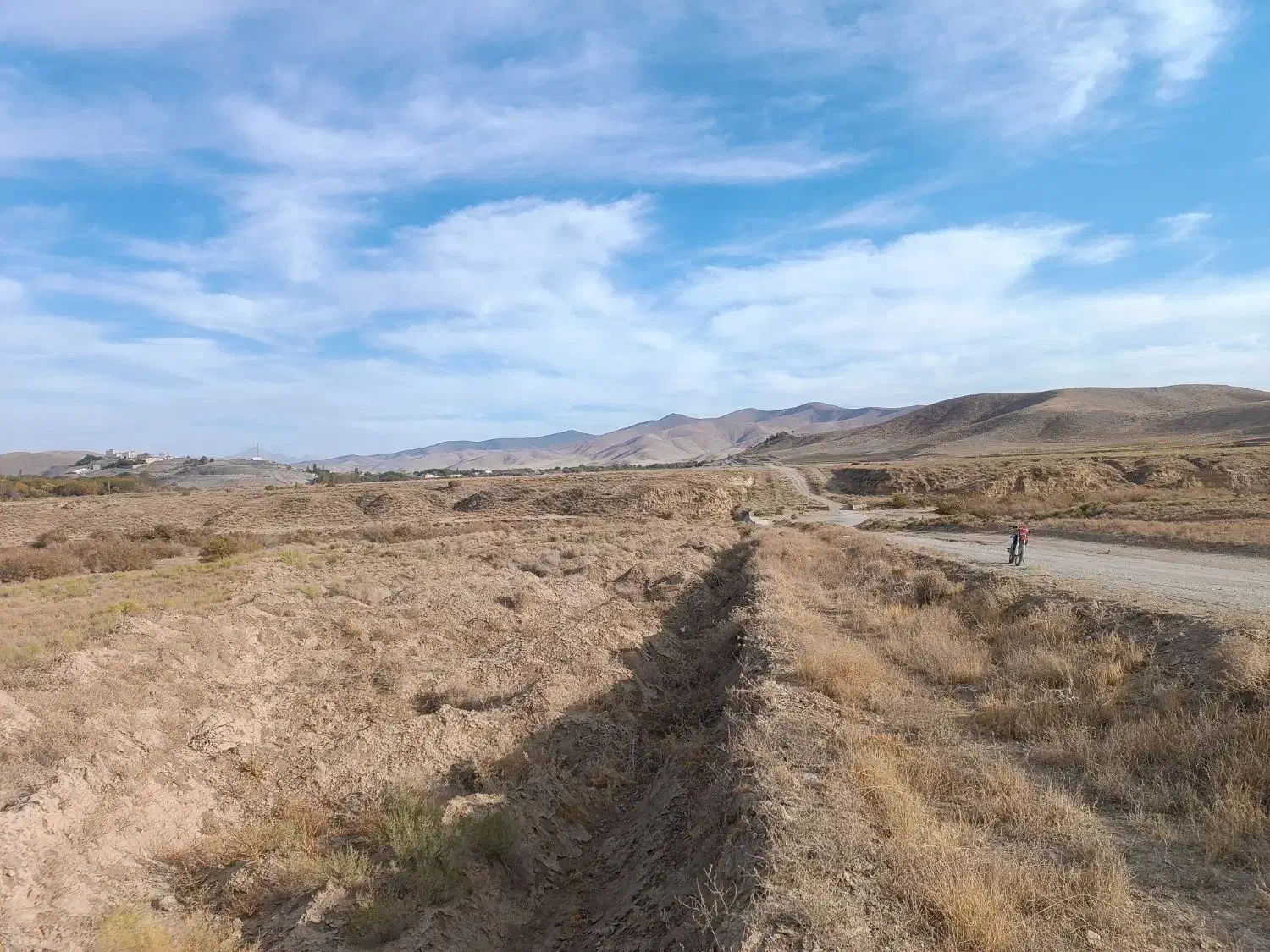 زمین کشاورزی پشت شهرک صنعتی|فروش دفتر صنعتی، کشاورزی، تجاری|زند, |دیوار