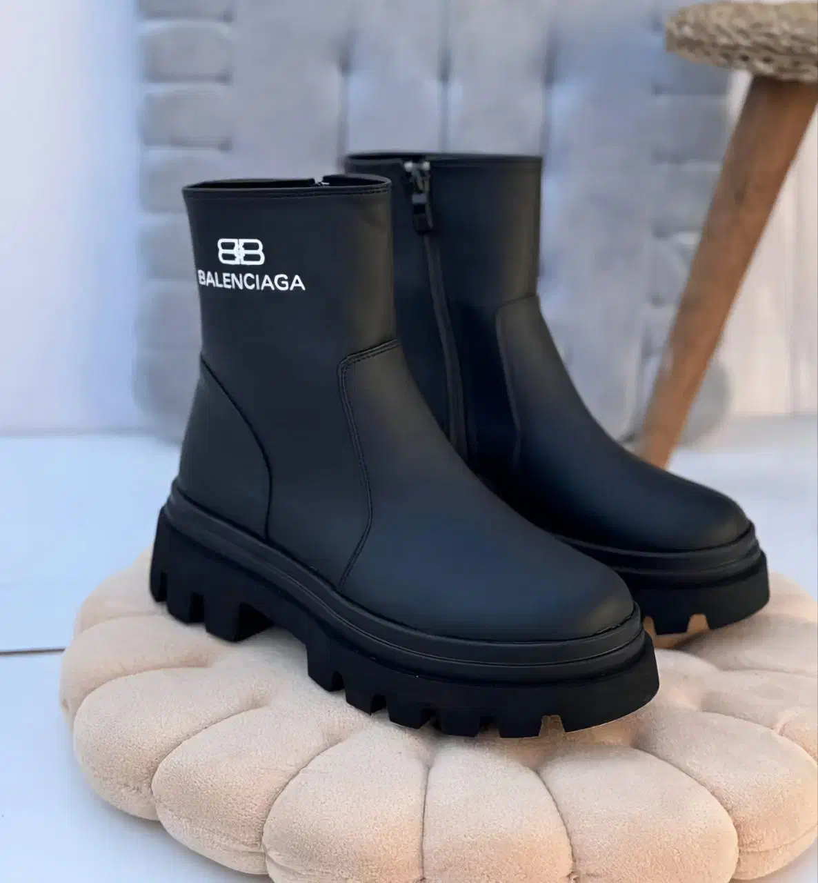 نیم بوت دخترانه سایز ۳۷|کیف، کفش، کمربند|نورآباد, |دیوار