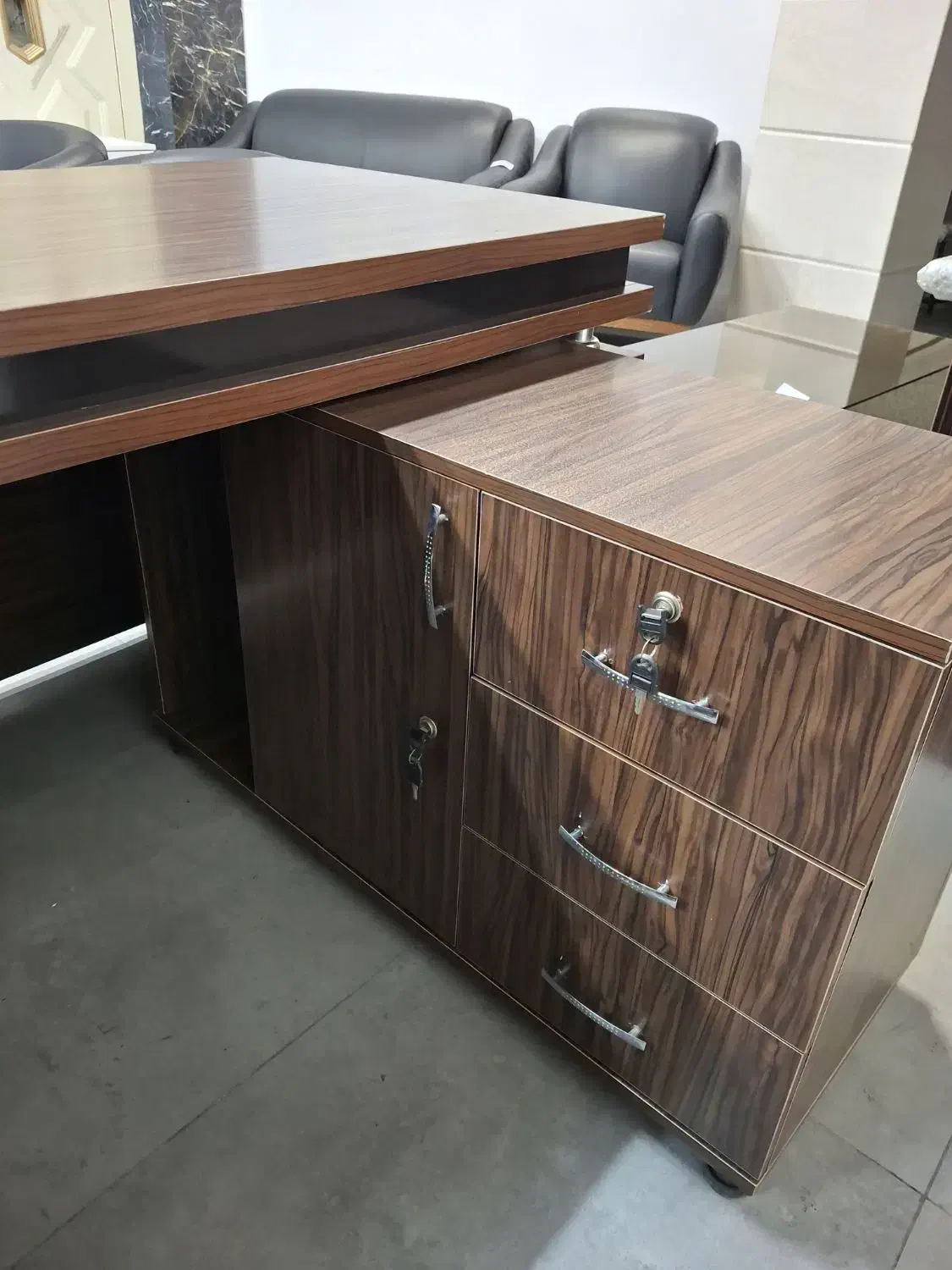 میز مدیرتی|مبلمان اداری|ساری, |دیوار