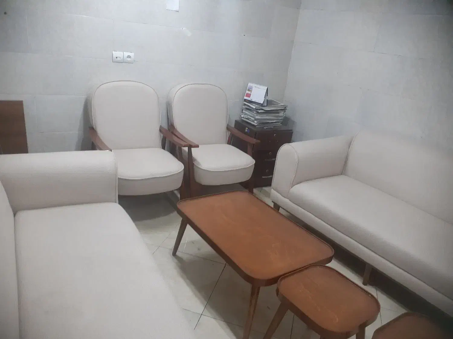 تولیدی لاتوس کارن|مبلمان خانگی و میز عسلی|مشکیندشت, |دیوار