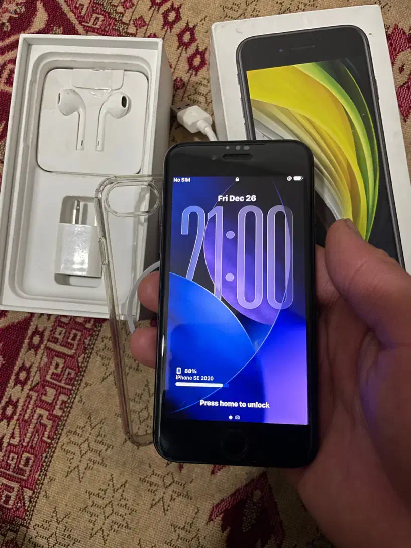 ایفونse2020|موبایل|مشهد, پنجتن|دیوار