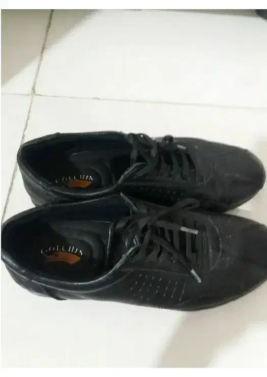 کفش چرم اصل سایز۳۹فقط۳۰۰تومان|کیف، کفش، کمربند|مشهد, شهید قربانی|دیوار