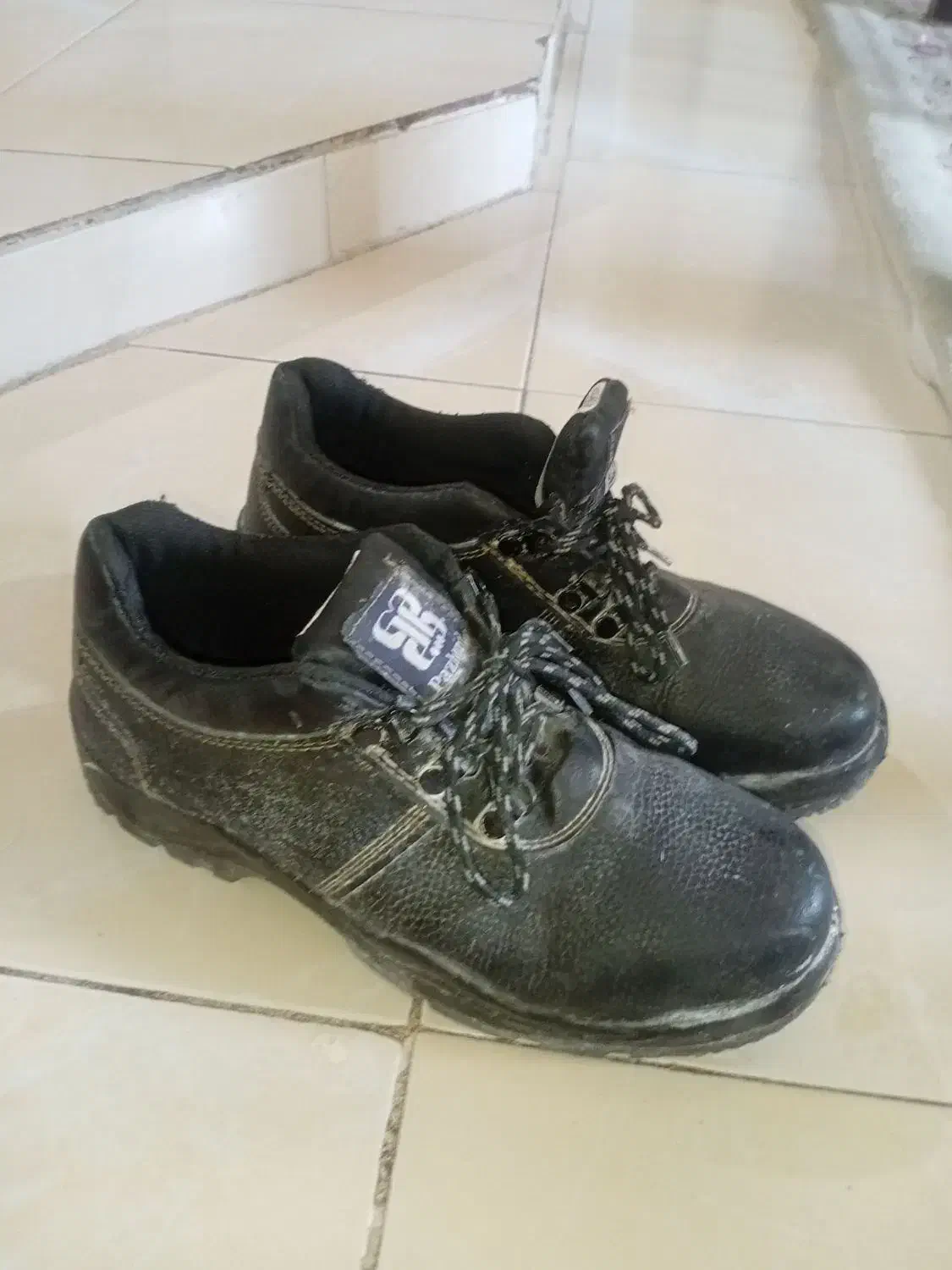 کفش کار سایز 41|کیف، کفش، کمربند|محمدشهر, شهرک پیام (مهرالبرز)|دیوار