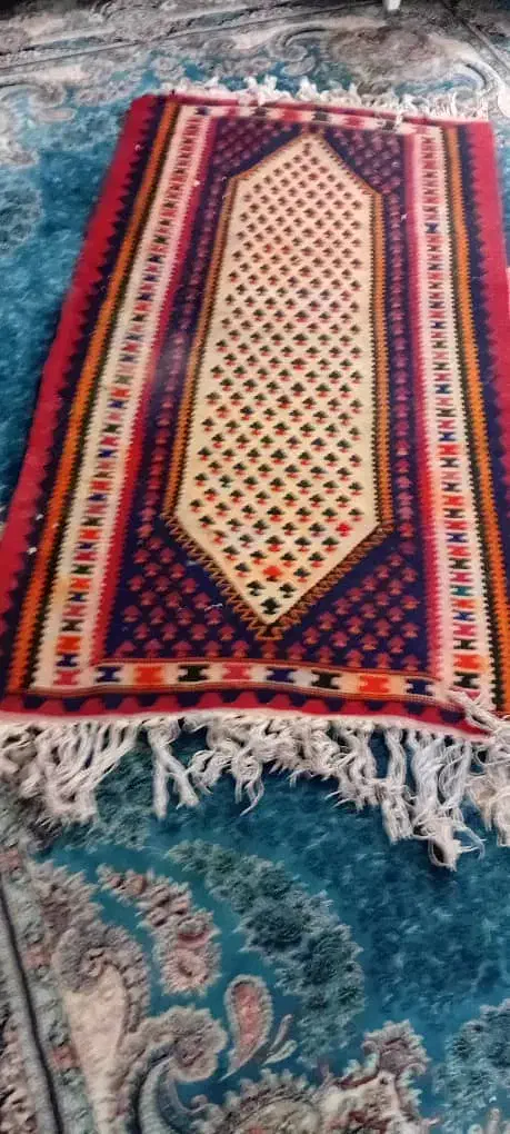گلیم دست بافت|فرش|تهران, اتابک|دیوار
