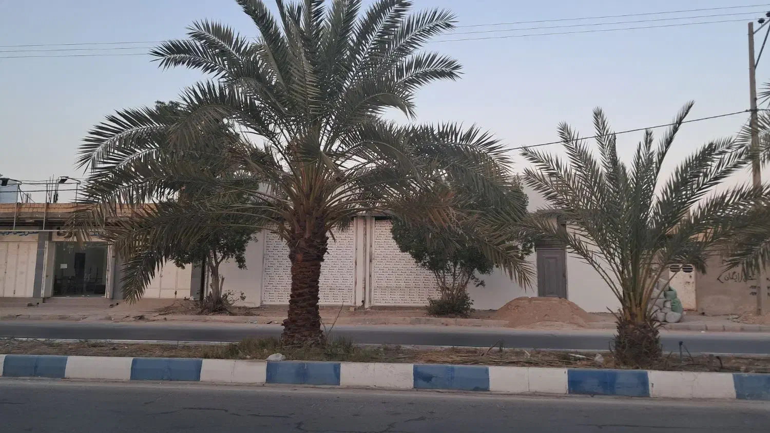 مغازه ۷۰ متری صفر و نوساز موقعیت طلایی غدیر لامرد|اجارهٔ مغازه و غرفه|لامرد, |دیوار