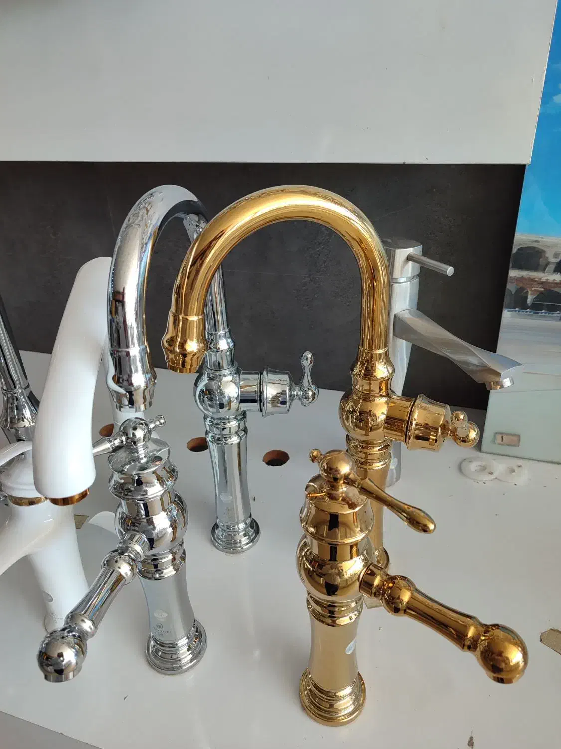 طرح تعویض شیرآلات نو با کهنه|مصالح و تجهیزات ساختمان|مشهد, شهرک شهید باهنر|دیوار