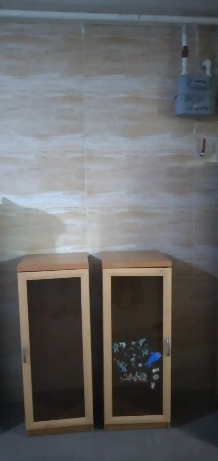 تعدادی کمد|جاکفشی، کمد، دراور|شهرکرد, |دیوار