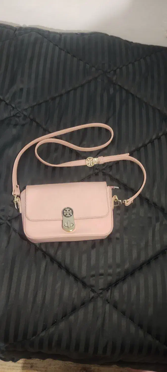 کیف|کیف، کفش، کمربند|گرگان, |دیوار