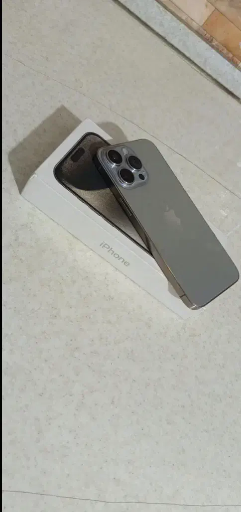 ایفون ۱۵ پرومکس طرح|موبایل|تهران, تهرانسر شرقی|دیوار