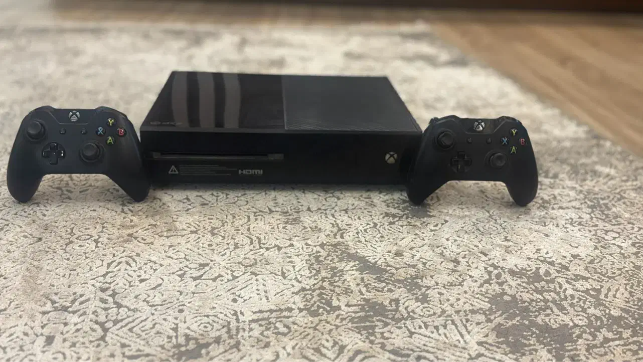X box one|کنسول، بازی ویدئویی و آنلاین|اصفهان, سپاهان‌شهر|دیوار