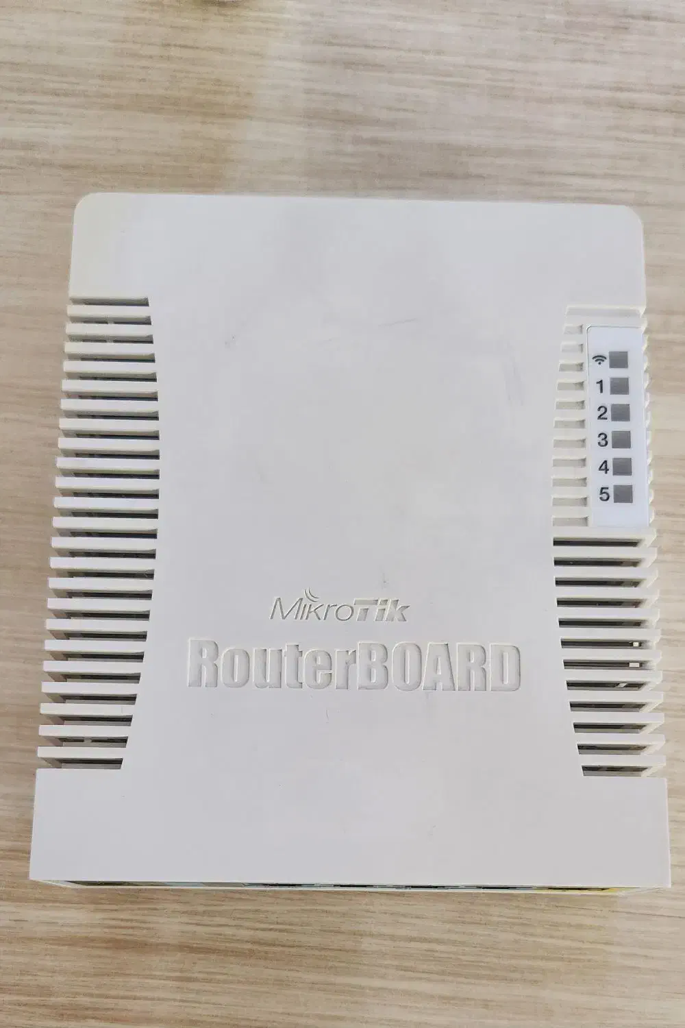 روتر میکروتیک mikrotik rb951ui-2hnd|مودم و تجهیزات شبکه|تهران, سعادت‌آباد|دیوار