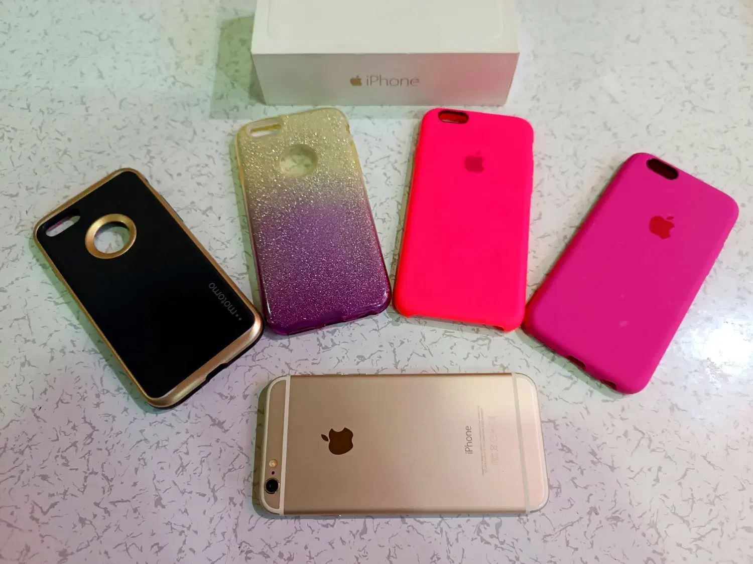 گوشی آیفون 6 گلد بهمراه 4 کاور سیلیکنی اصل|موبایل|مراغه, |دیوار