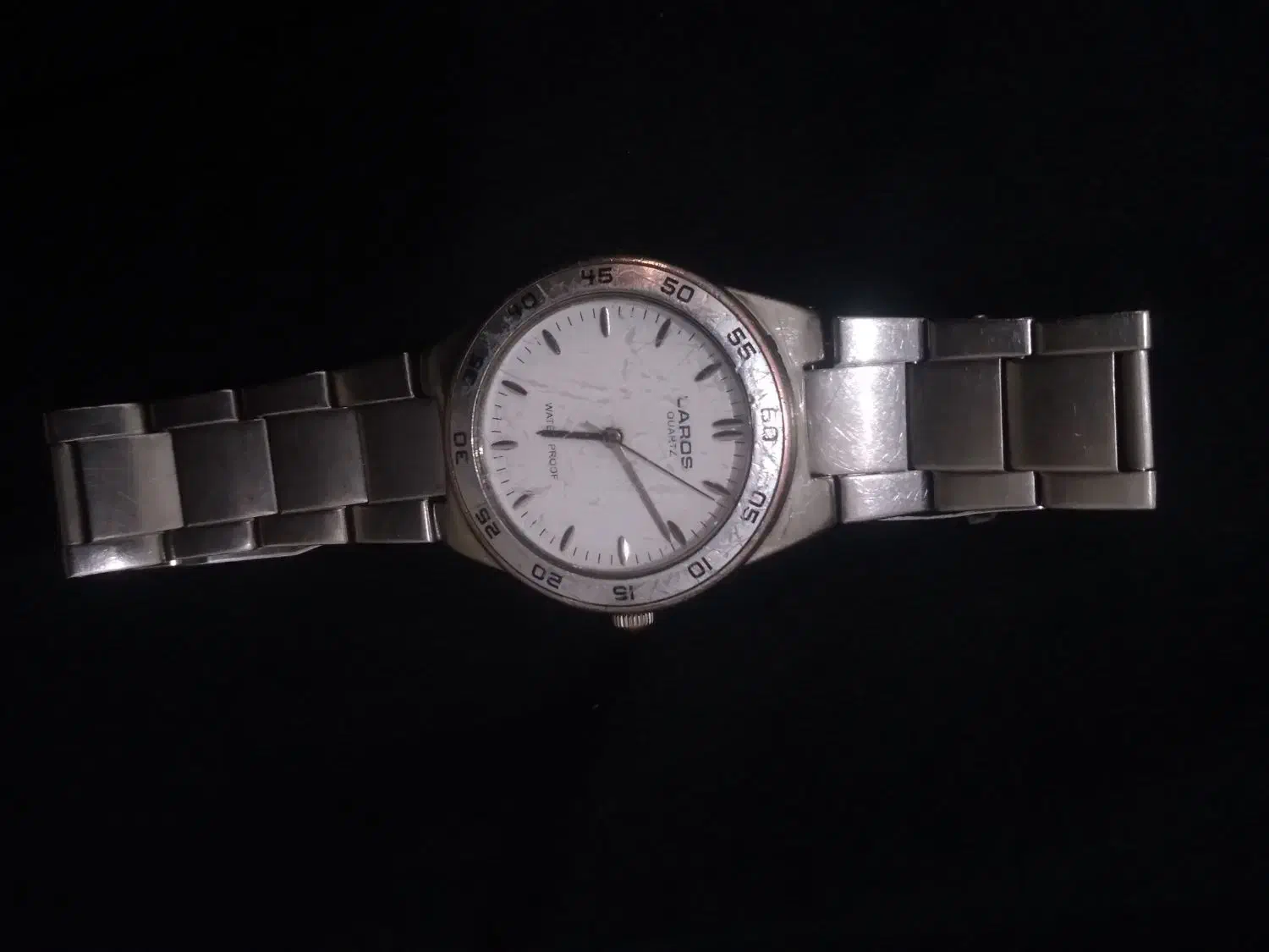 ساعت مچی لاروس|ساعت|اراک, |دیوار