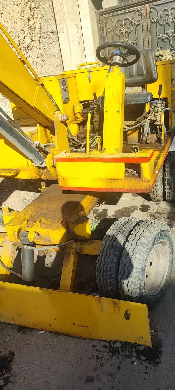 مینی بیل مکانیکی|ماشینآلات صنعتی|شیرگاه, |دیوار