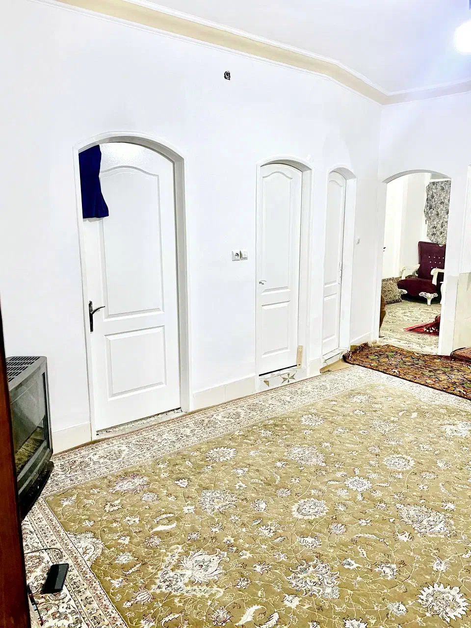 اپارتمان ۷۰متر دو خواب با پارکینگ طبقه اول قائم.|فروش آپارتمان|مشهد, کوی المهدی|دیوار