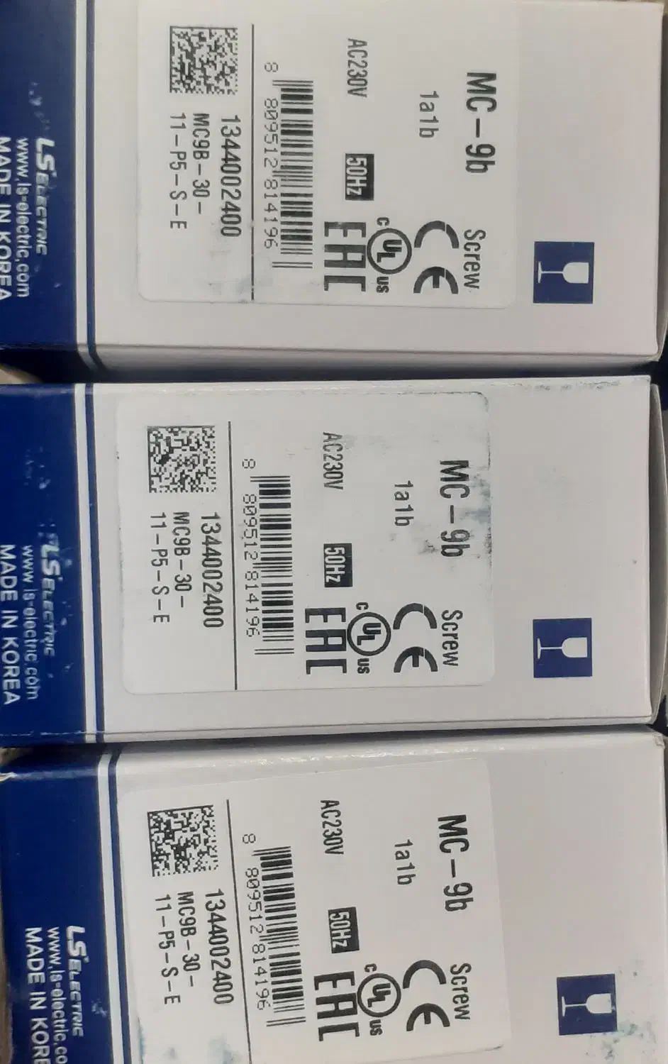 کنتاکتور ۴ و ۵/۵ و ۷/۵و۱۱ kw|ماشین‌آلات صنعتی|شاهین‌شهر, نبوت|دیوار