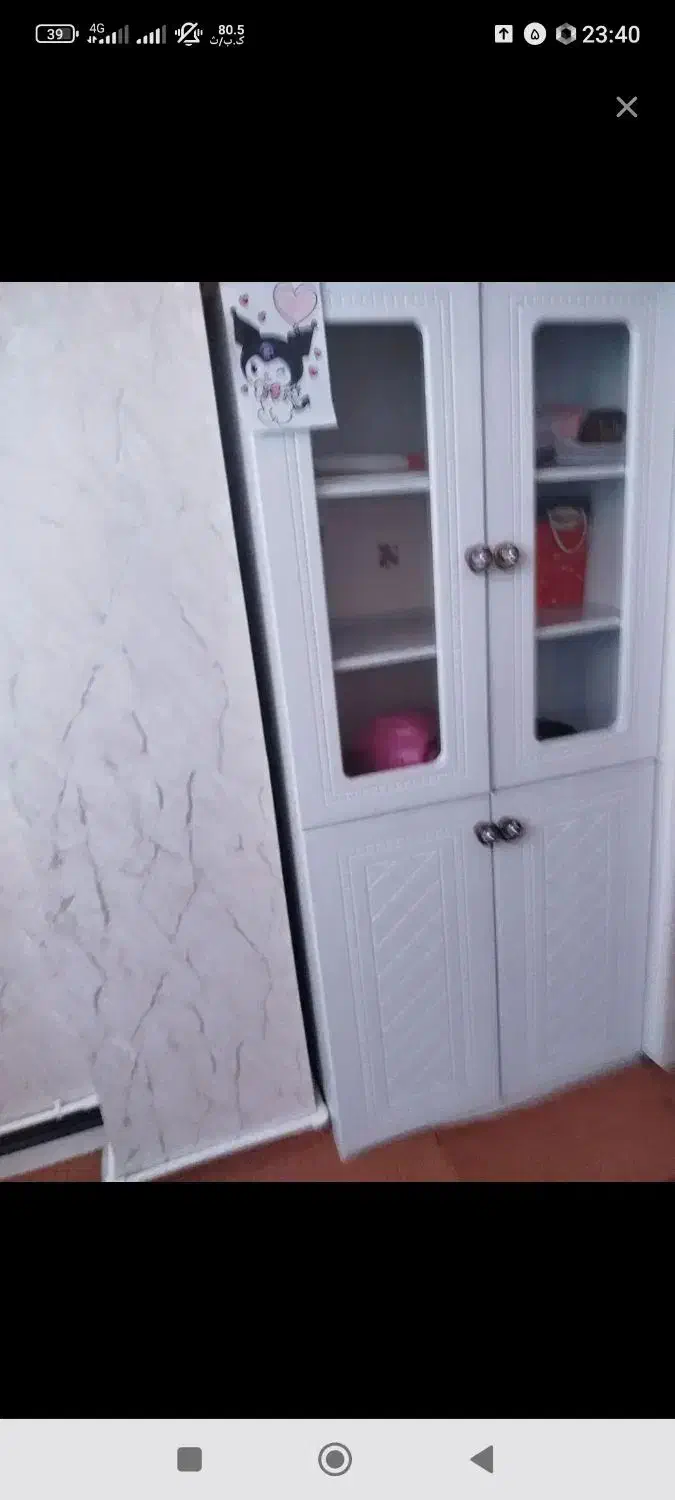 کتابخانه|کتابخانه، شلف، قفسه‌های دیواری|اشتهارد, |دیوار