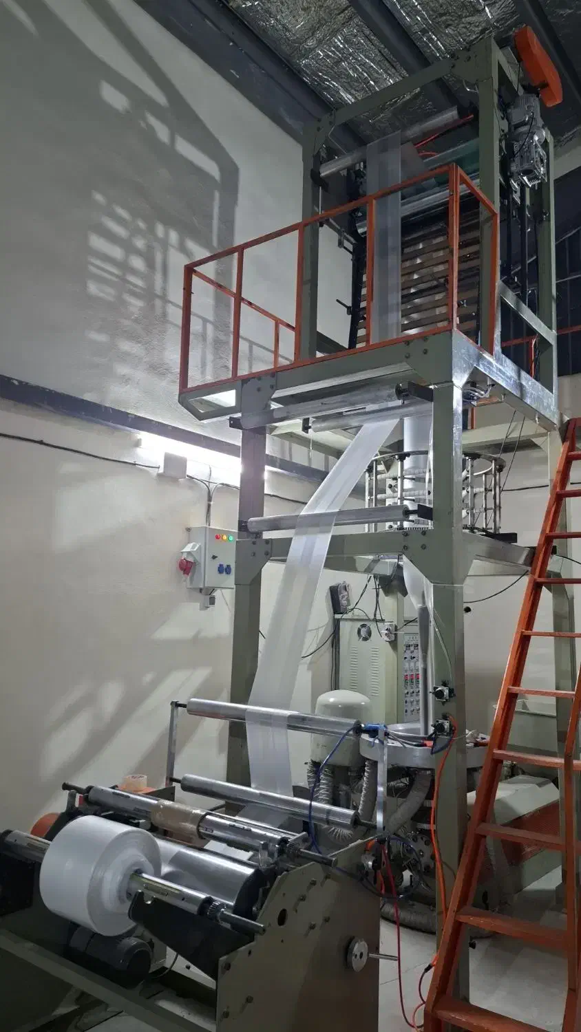 استخدام تولیدکار نایلون و نایلکس|استخدام صنعتی، فنی، مهندسی|پاکدشت, پاکدشت (مامازند)|دیوار