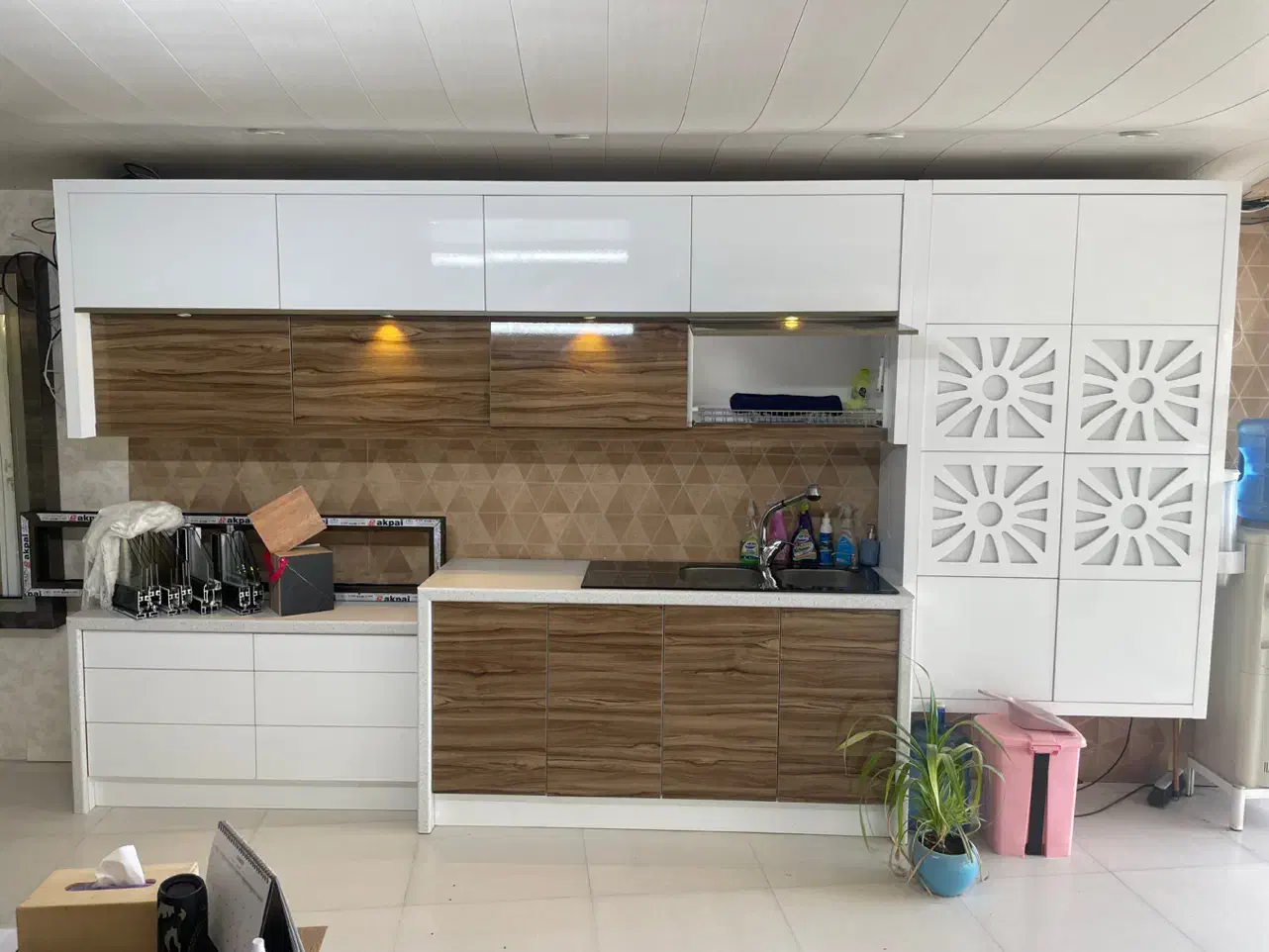 فروش کابینت دکور|مصالح و تجهیزات ساختمان|بندرلنگه, |دیوار