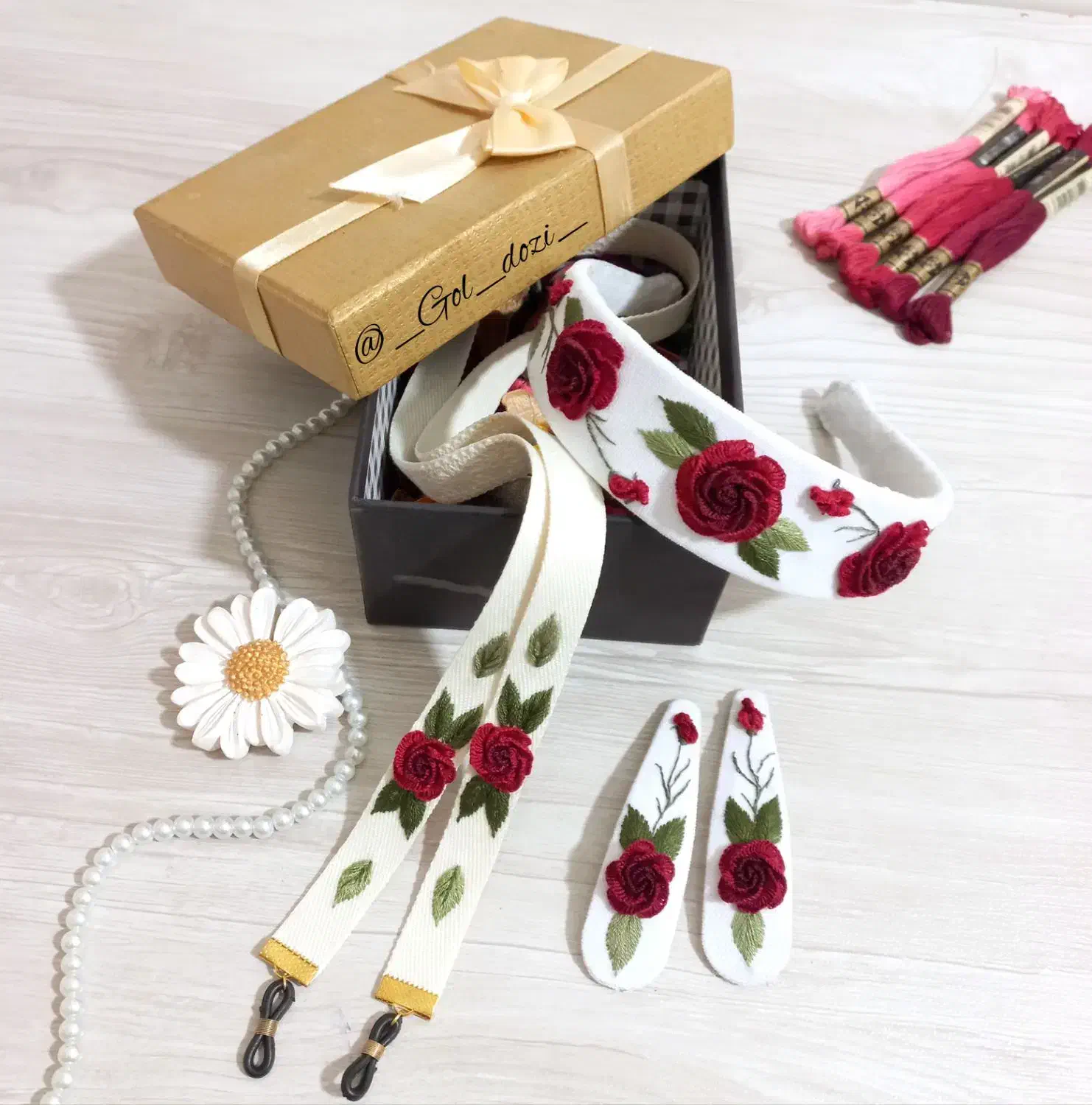 اکسسوری و لوازم گلدوزی شده|بدلیجات|تهران, افسریه شمالی|دیوار