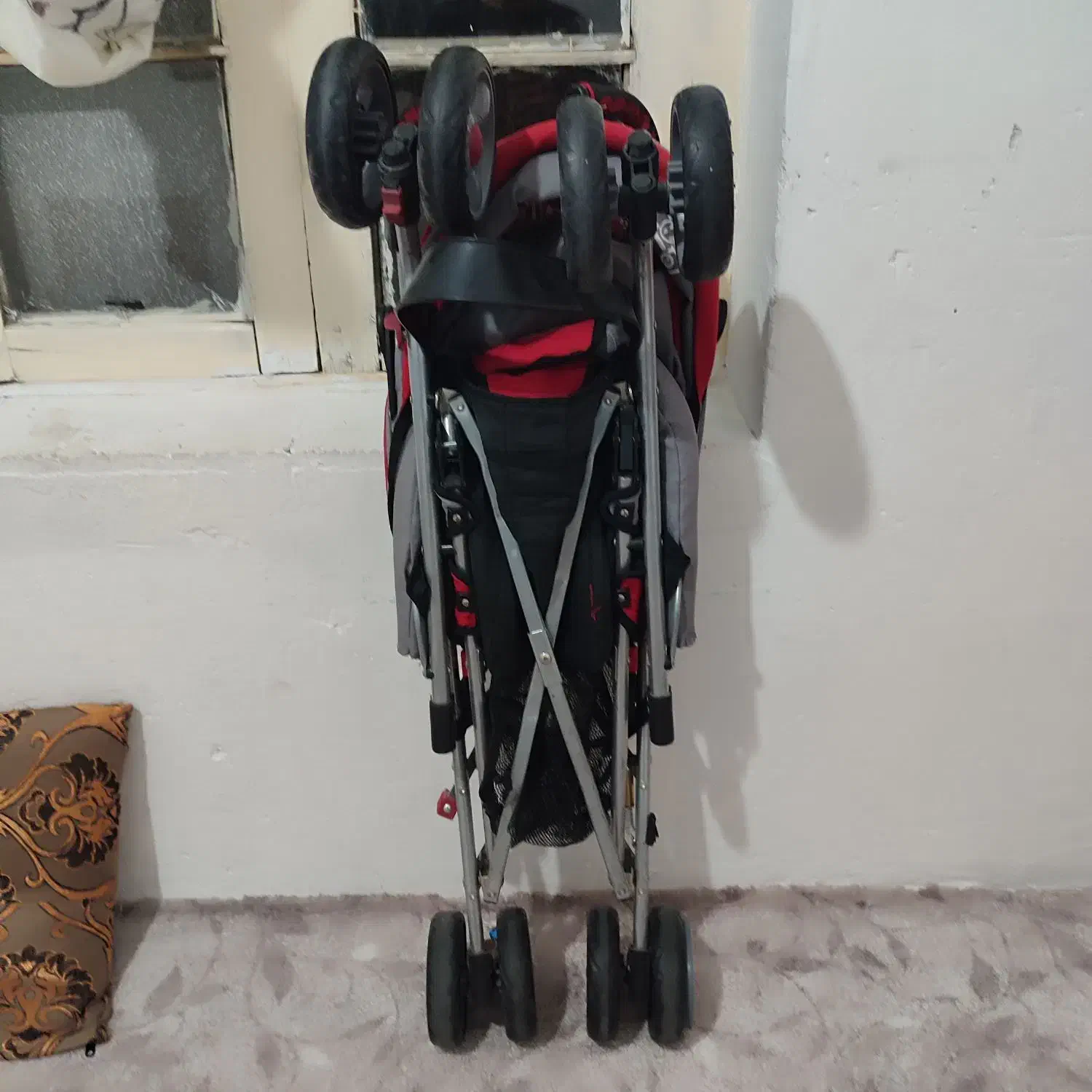 کالسکه خارجی|کالسکه و لوازم جانبی|شیراز, لب آب|دیوار