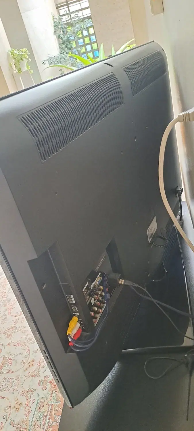 LCD سامسونگ ۴۲|تلویزیون و پروژکتور|کرج, شهرک رضوانیه|دیوار