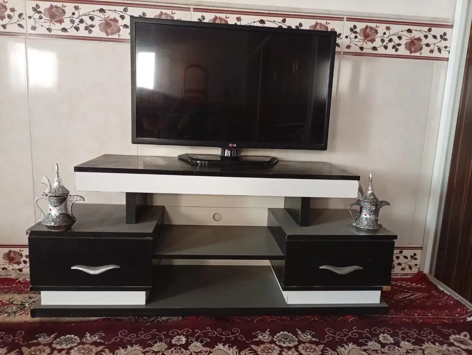 تلویزیون ۳۲اینچ|تلویزیون و پروژکتور|قم, محمد آباد|دیوار