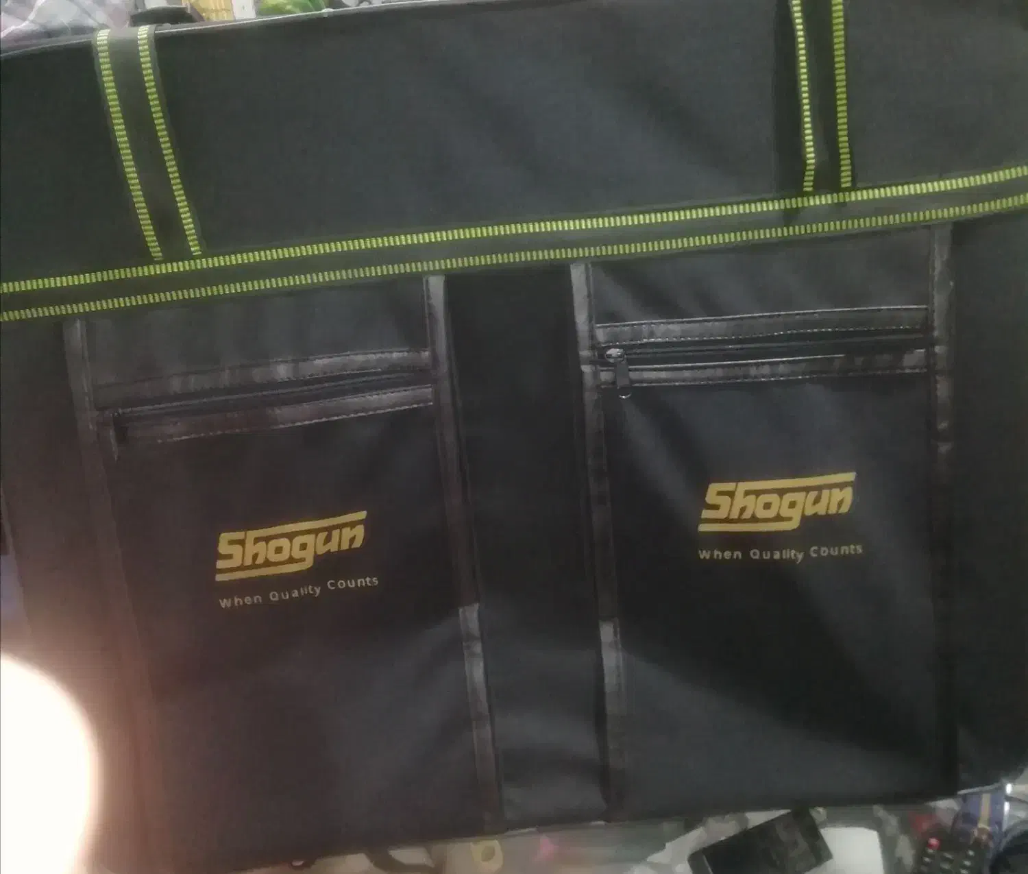 چمدان زیپی برزنتی|کیف، کفش، کمربند|قرچک, میرزائی شمالی|دیوار