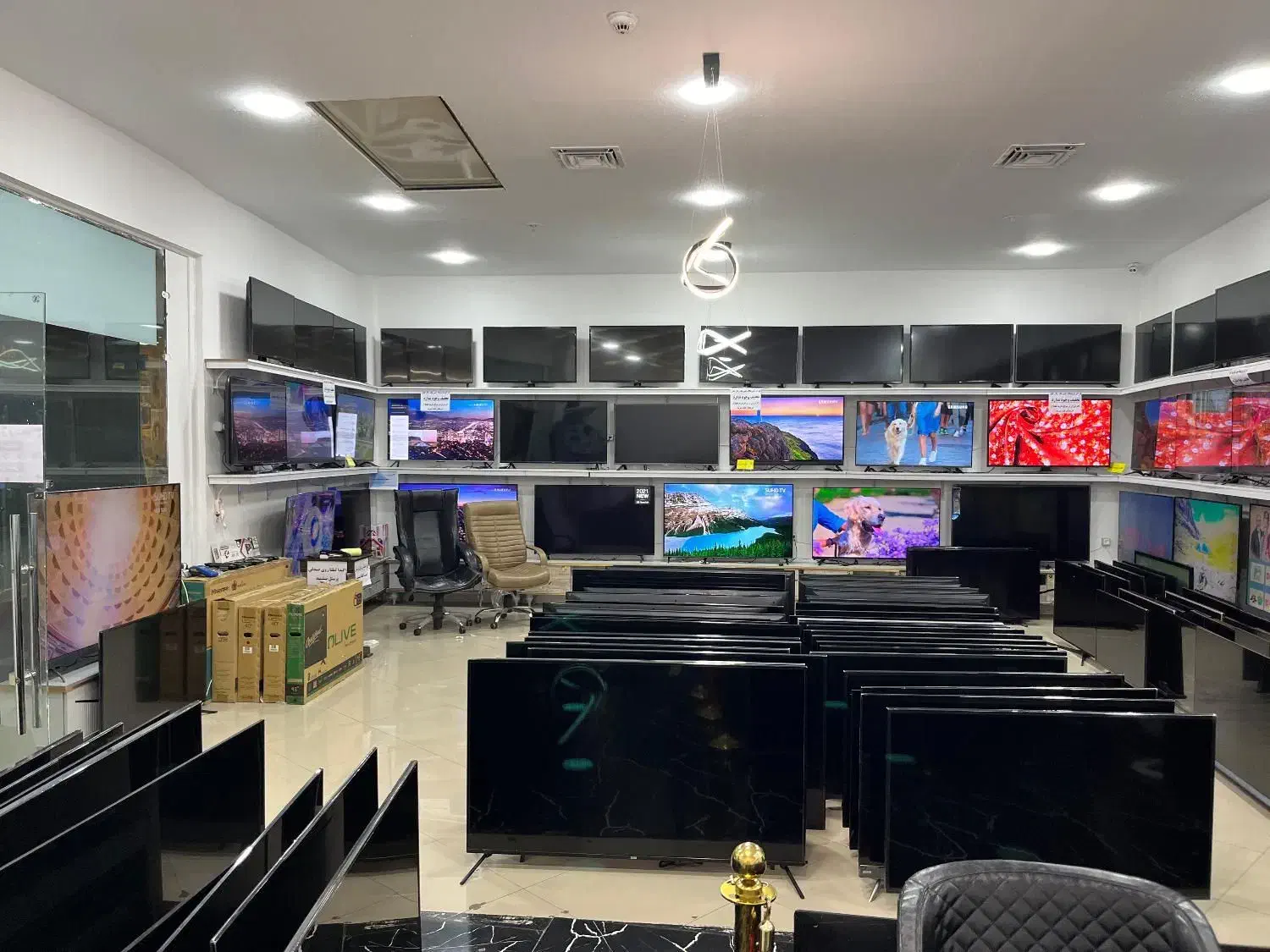 خریدار و فروشنده تلوزیون|تلویزیون و پروژکتور|قرچک, شهرک طلائیه|دیوار