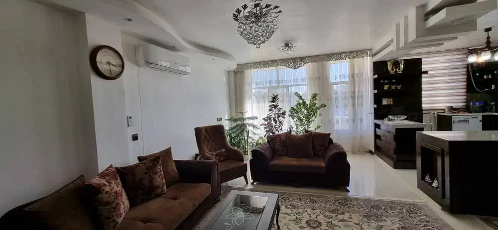 خانه دو طبقه سده لنجان با زیر زمین قابل سکونت|فروش خانه و ویلا|لنجان, |دیوار