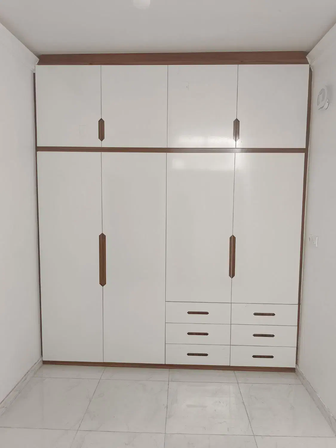 طراحی ساخت نصب کابینت و کمد دیواری و درب|جاکفشی، کمد، دراور|بیرجند, |دیوار