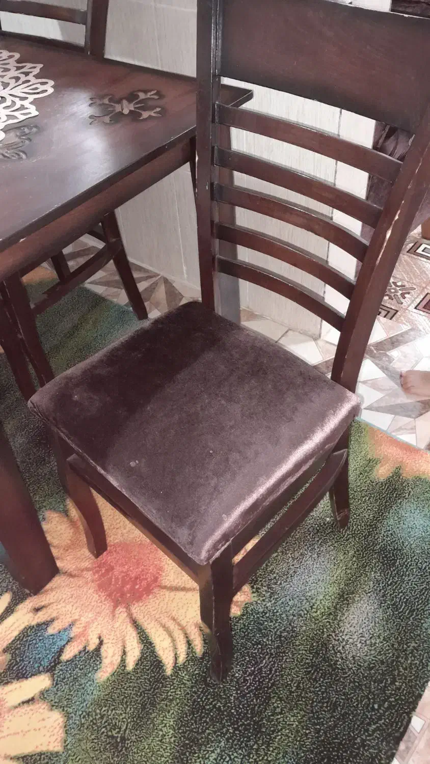 میزغذاخوری ۴ نفره|میز و صندلی غذاخوری|خمین, |دیوار