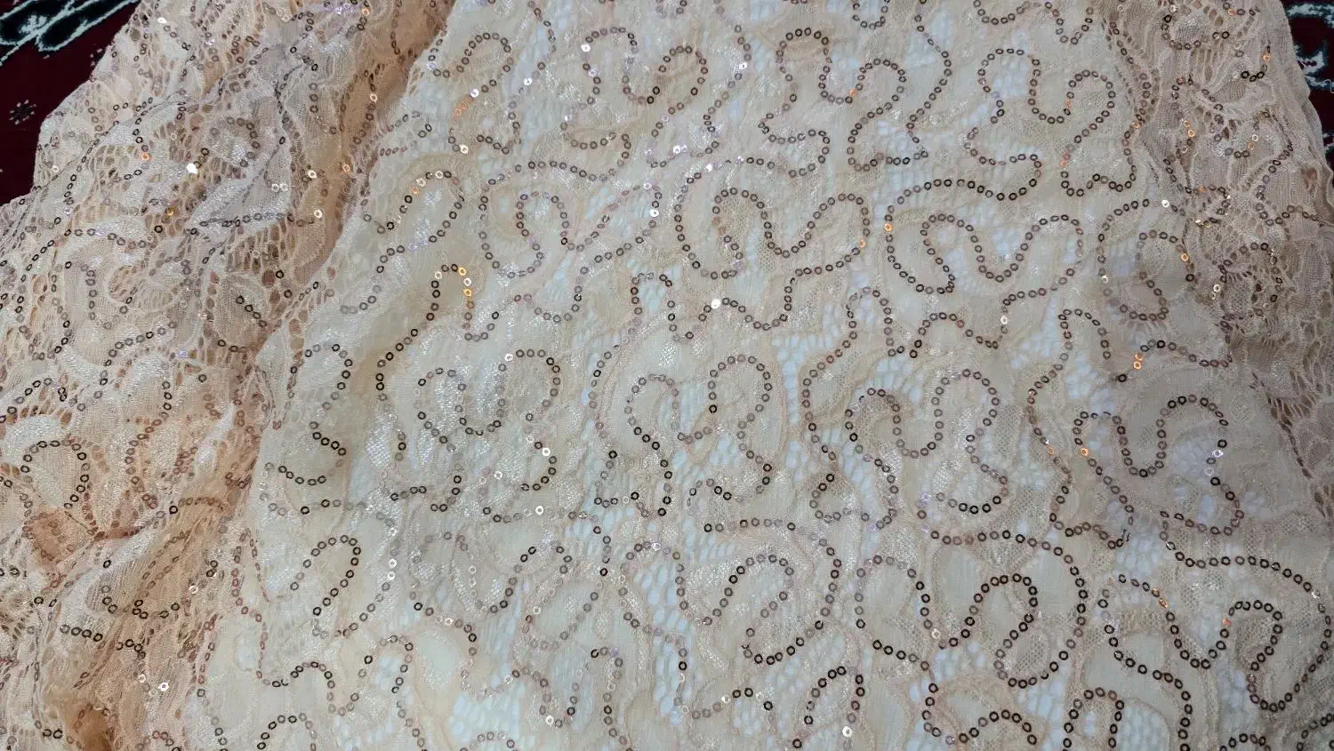 پارچه دانتل پولکی|لباس|دهدشت, |دیوار