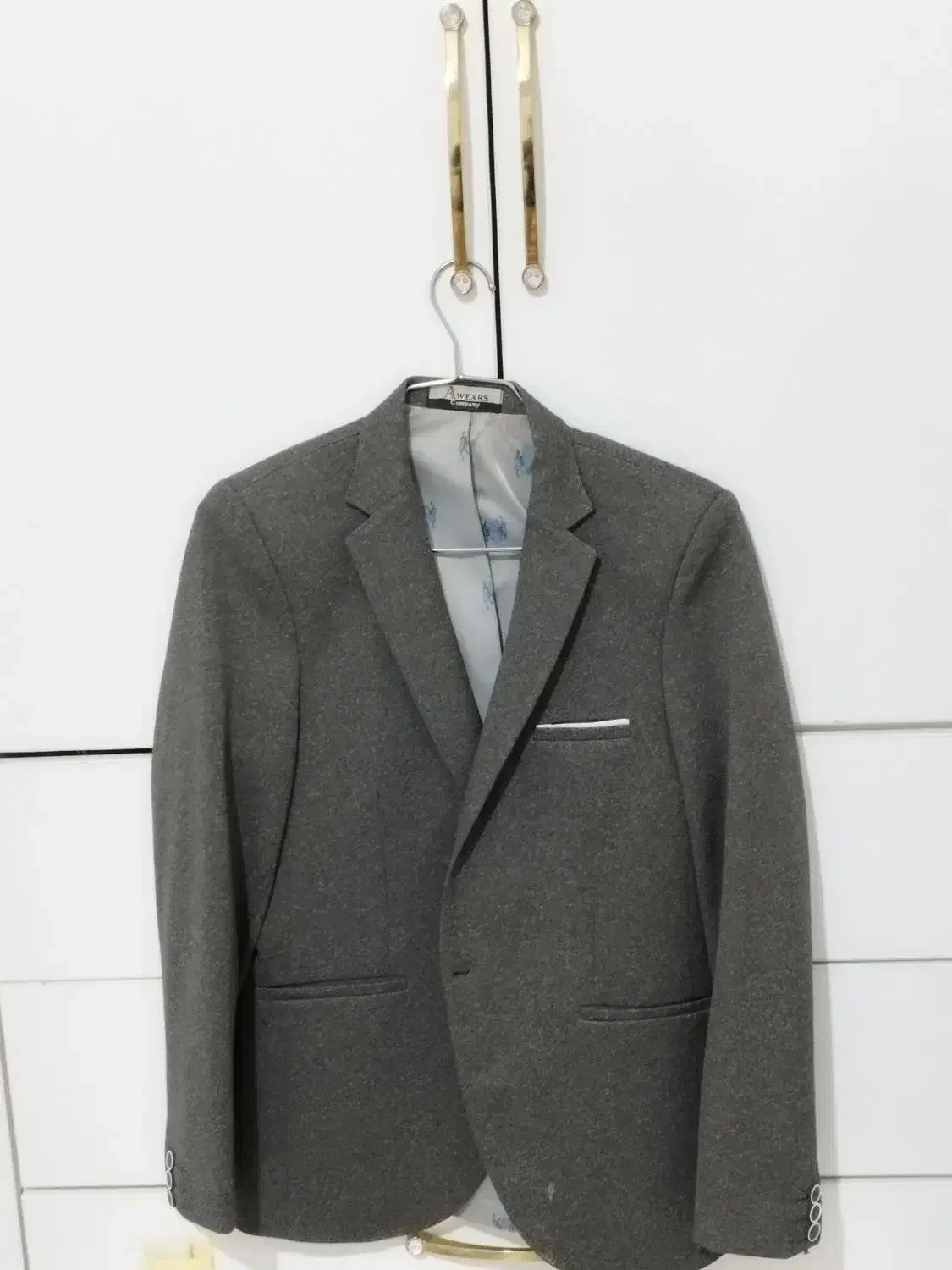 کت تک|لباس|خرمآباد, |دیوار