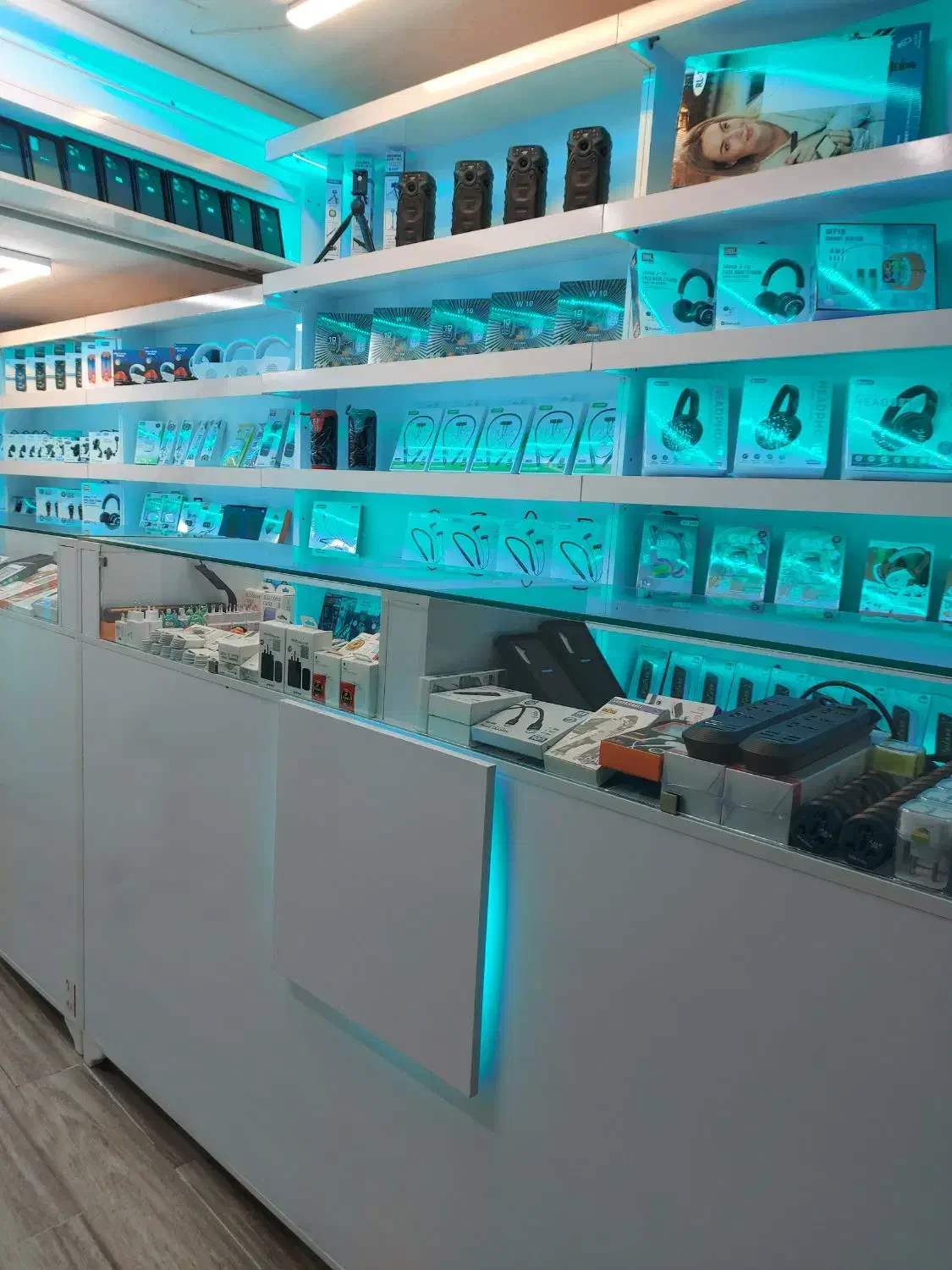 لوازم جانبی موبایل|لوازم جانبی موبایل و تبلت|قم, ارم|دیوار