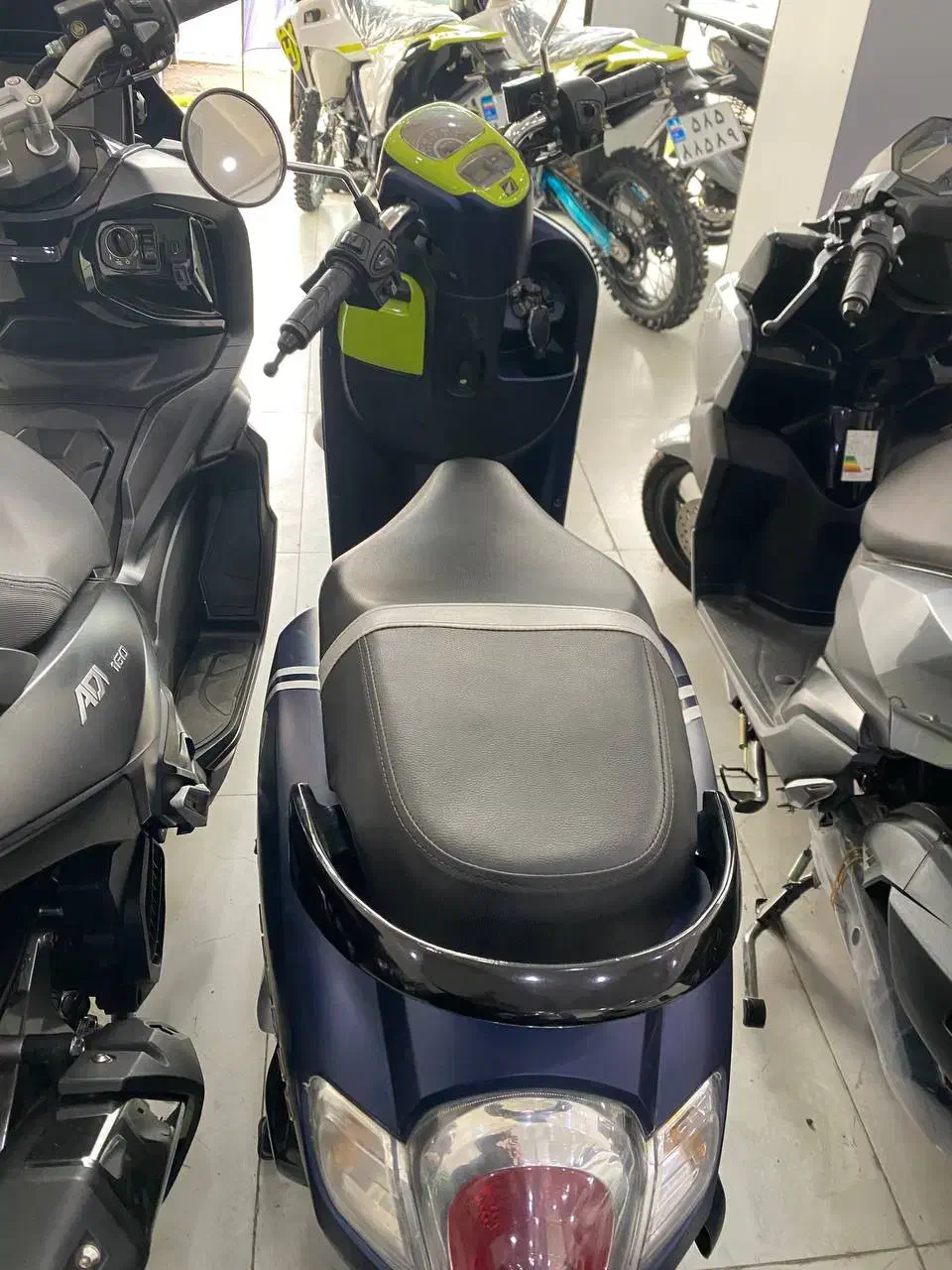 اسکوتر ۱۱۰، ۱۴۰۲، کم‌کار و اتوماتیک سنددار|موتورسیکلت|رشت, دیلمان|دیوار