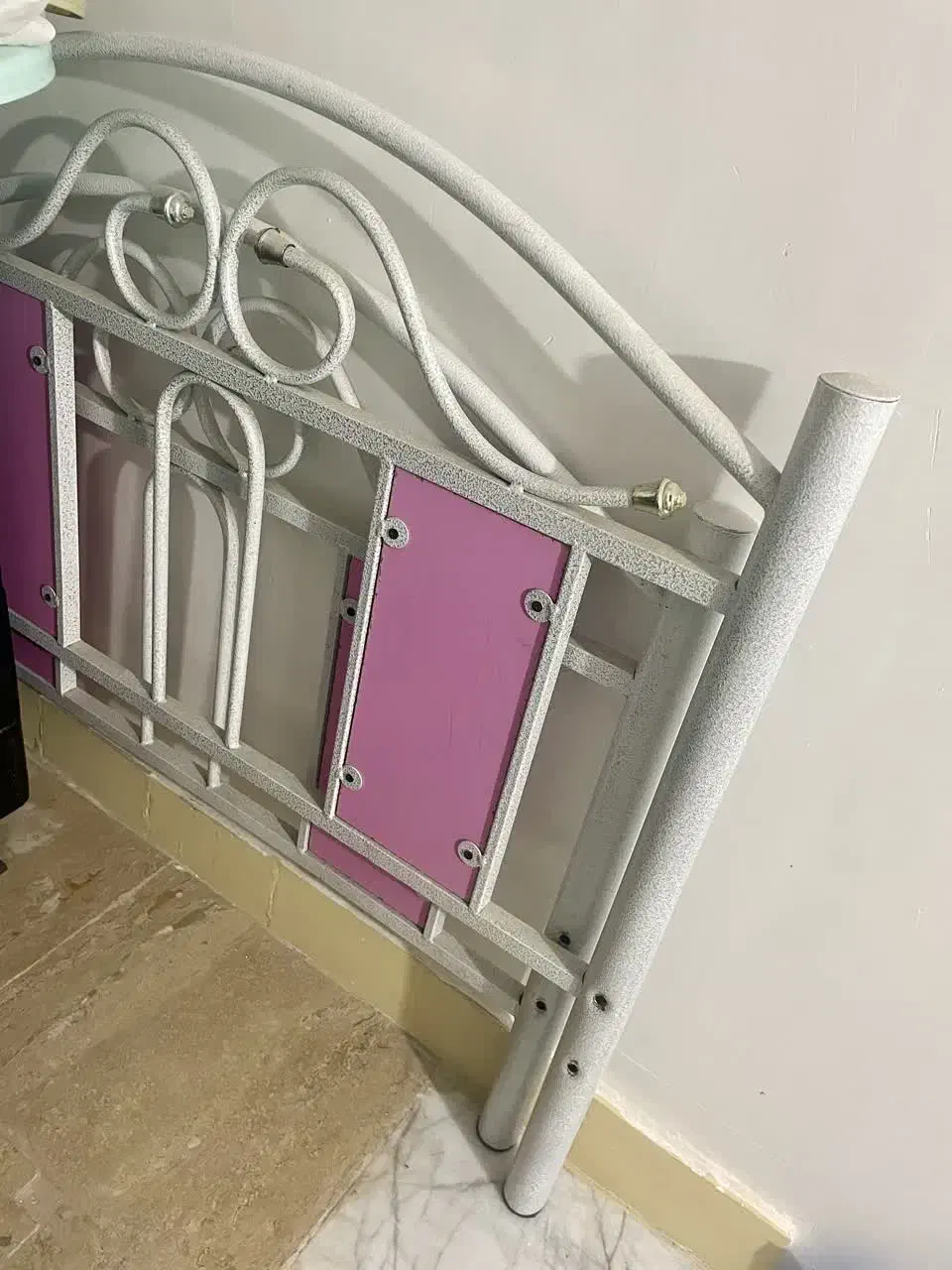 تخت دخترونه تمیز|تخت و سرویس خواب|سبزوار, رضوان|دیوار