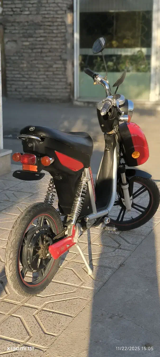 موتور برقی همتاز در حد نو (باتری لیتیومی)|موتورسیکلت|مشهد, آزادشهر|دیوار