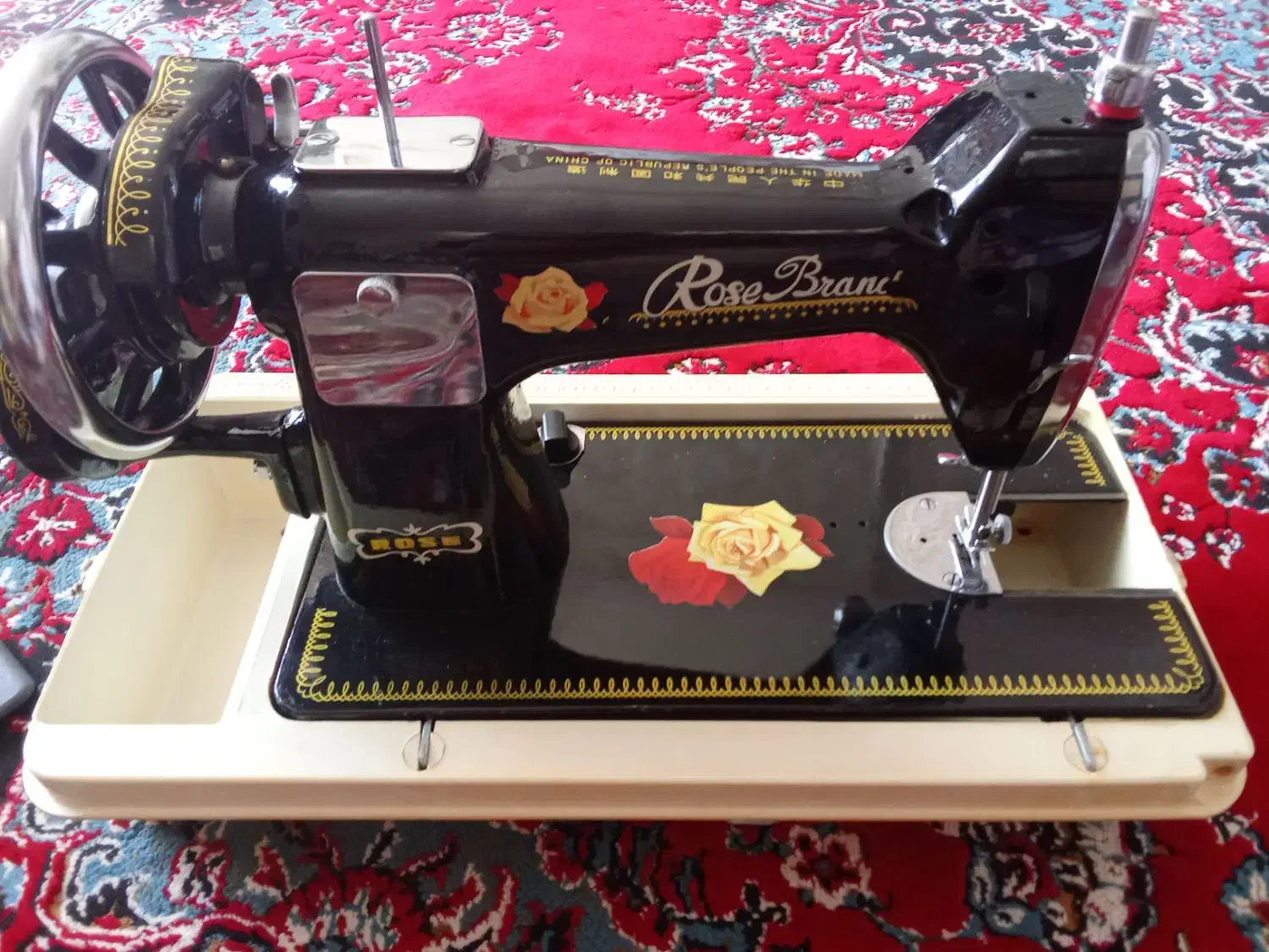 چرخ خیاطی قیمت ۴ میلیون|چرخ خیاطی و ریسندگی|ماهان, |دیوار