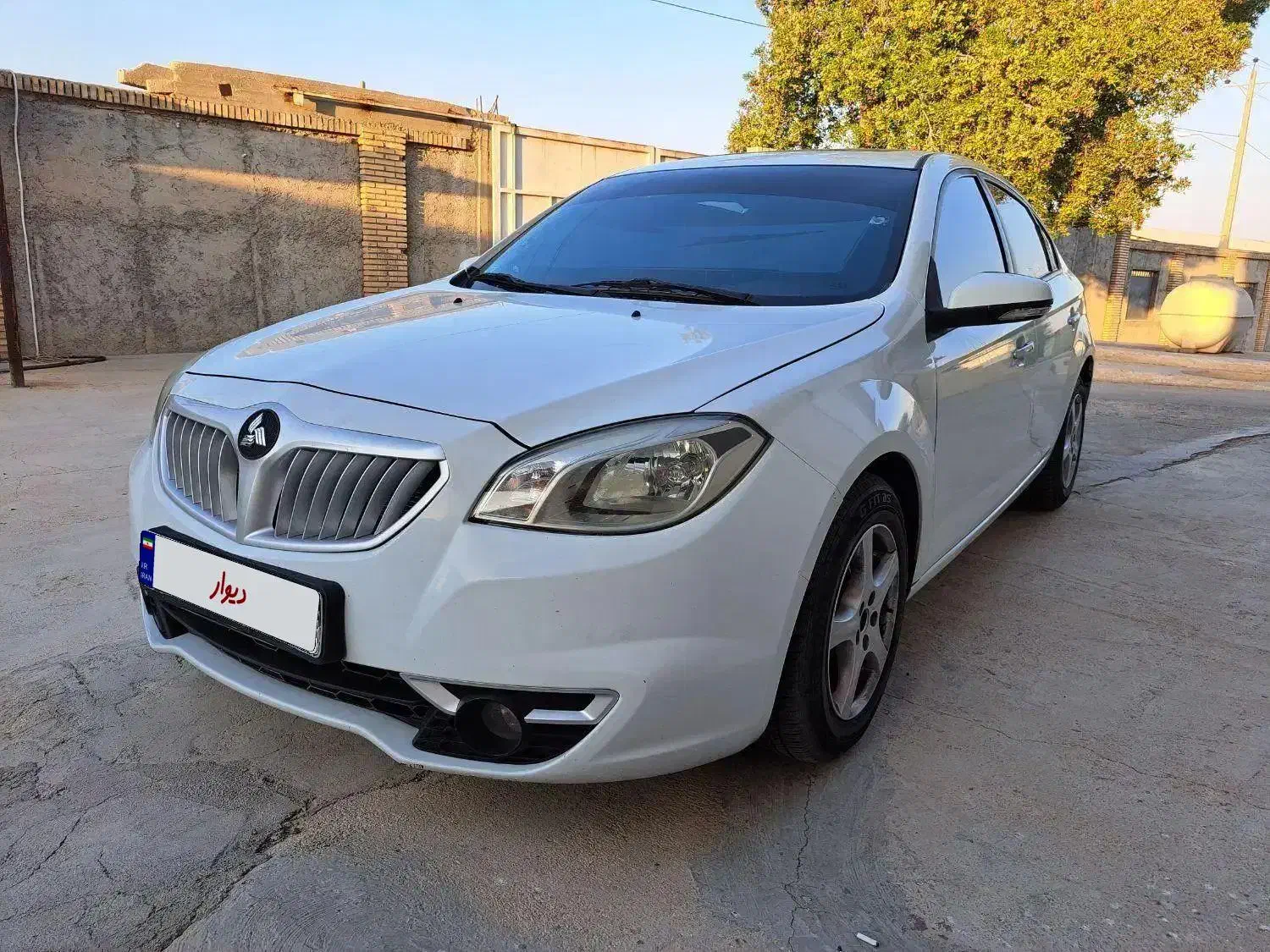 برلیانس ۱۶۵۰ اتومات|خودرو سواری و وانت|گراش, |دیوار