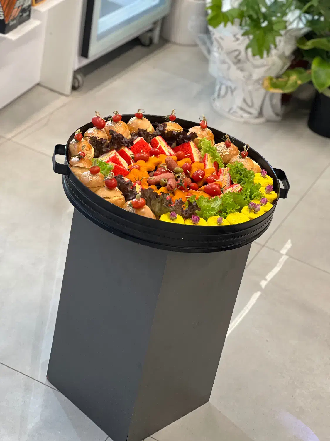 در کنارتون هستیم برای یلدایی بی نظیر|خدمات پذیرایی، مراسم|اراک, |دیوار