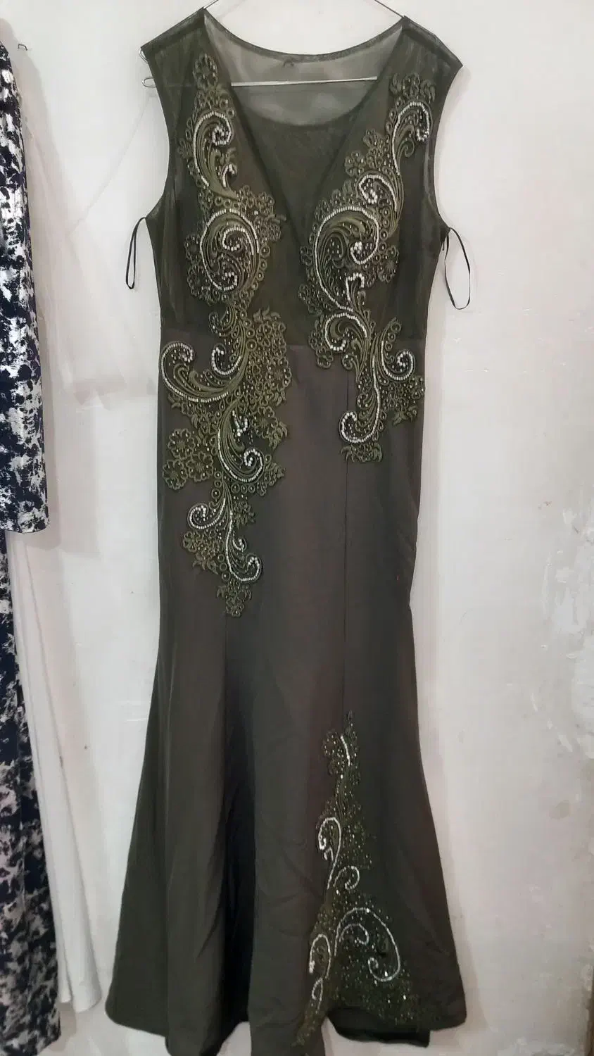 لباس مجلسی|لباس|چناران, |دیوار