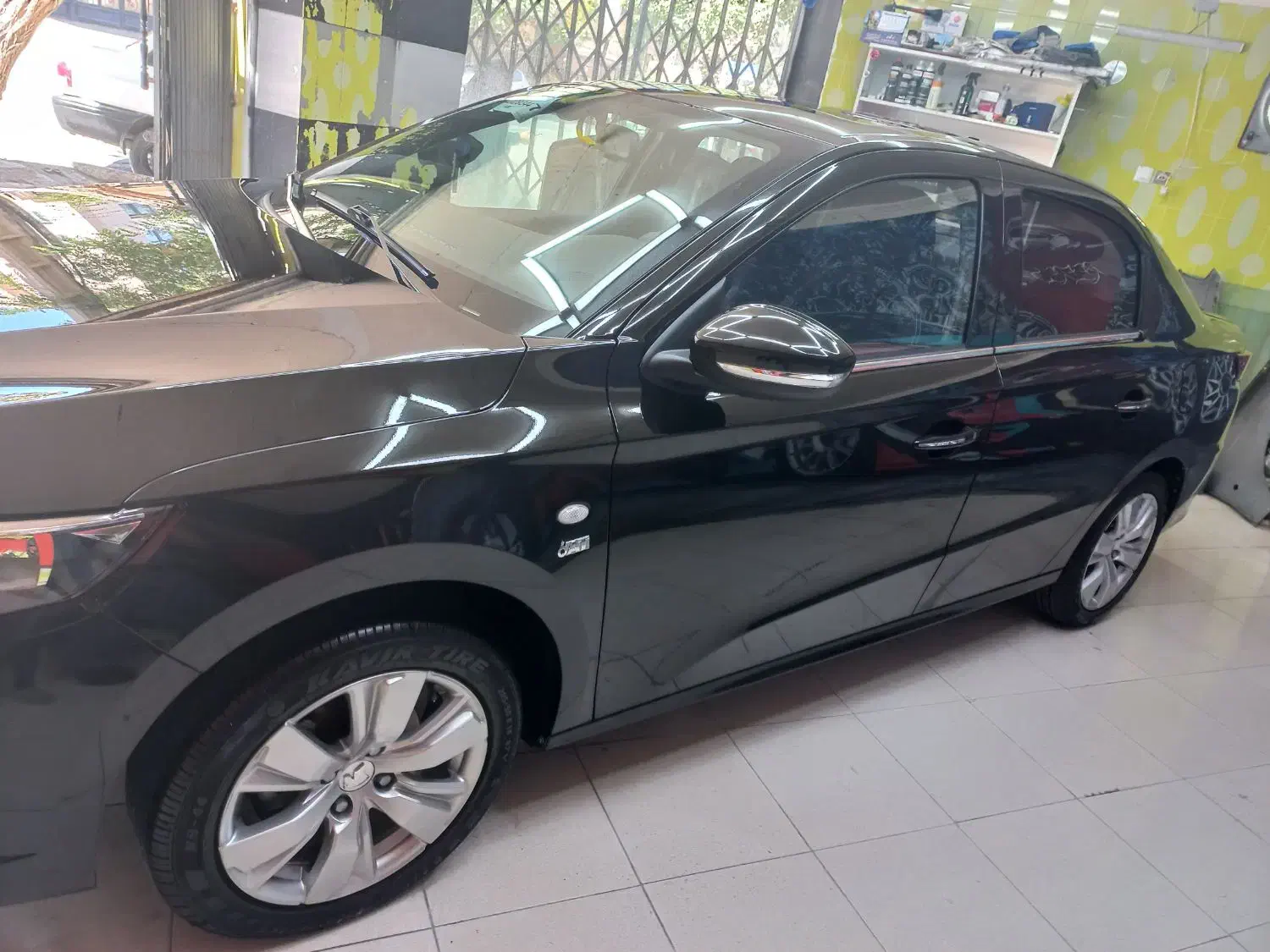 تارا وی ۴ ال ایکس اتومات مشکی ۱۴۰۳|خودرو سواری و وانت|مشهد, دانشجو|دیوار